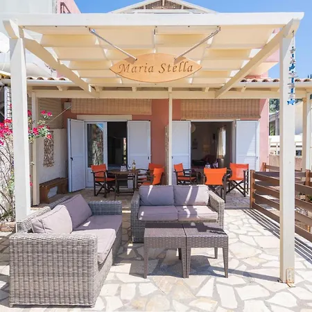 Hébergement de vacances Glorious Sunset & Sea View Mariastella 4 *